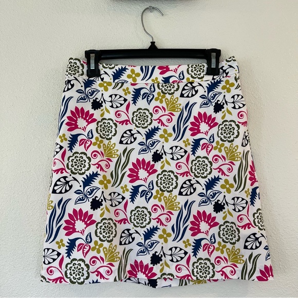 Boden Dresses & Skirts - Boden Floral Printed A-Line Skirt